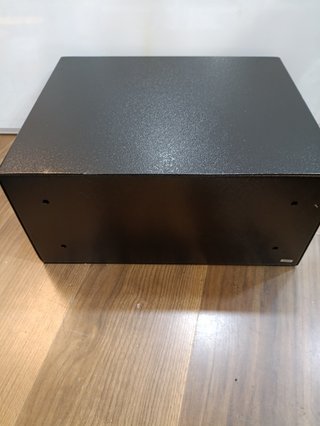 Cassaforte portatile Yale YLV/200/DB2, nero, PIN digitale 3–8 cifre, 2 chiavi