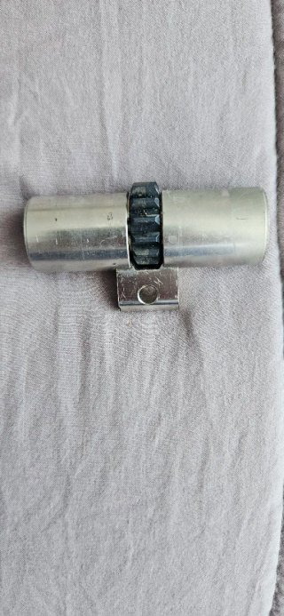 Bombín 66mm ARCU (Perfil Suizo)  Escudo
