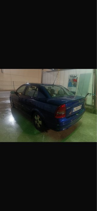 Opel Astra 2003