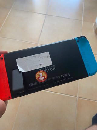 Nintendo Switch + 2 Juegos