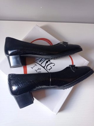 Scarpe eleganti comode N 40