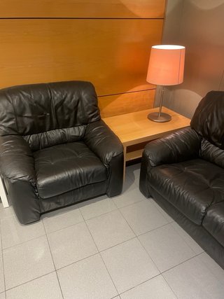 Mobili per ufficio: Sedie, tavoli e archivio
