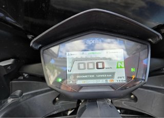 Aprilia RS 660 Negra/Roja