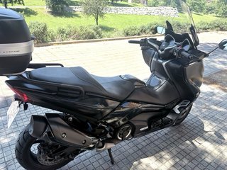 Yamaha T-max 530 DX Negra