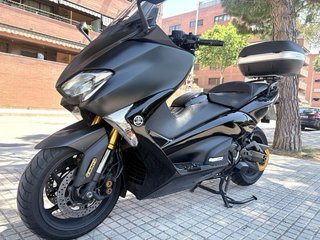 Yamaha T-max 530 DX Negra
