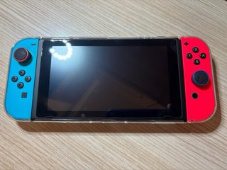 Nintendo Switch + 3 Juegos + Accesorios+mando pro