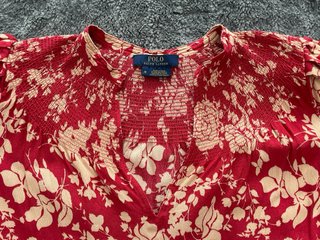 Blusa Polo Ralph Lauren floral roja
