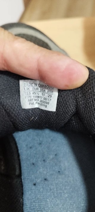 Zapatillas de montaña Salomon grises