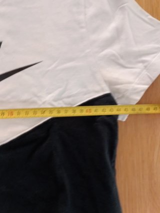 Camiseta corta Nike bicolor (Blanca y Negra)-T. S