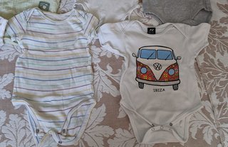 Lote 9 bodies verano 9 meses / 80 cm
