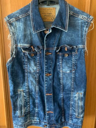Chaleco tejano hombre Zara efecto desgastado
