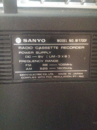 Radio Cassette Sanyo FM/AM