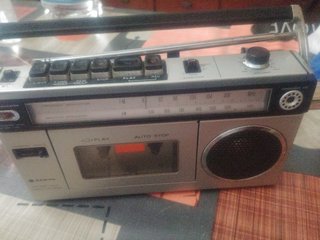 Radio Cassette Sanyo FM/AM