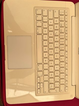 MacBook A1342 13 SSD 240GB Batería Nueva