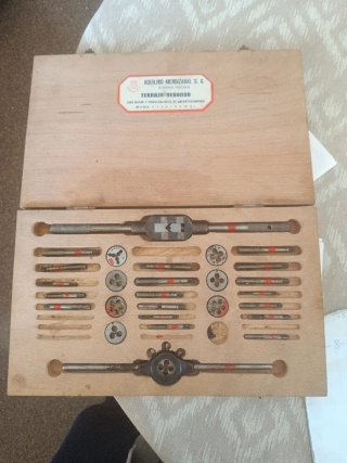 Juego de machos y terrajas MENDIZABAL