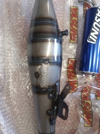 Yasuni Derbi Paddock/Hunter Tubo de Escape