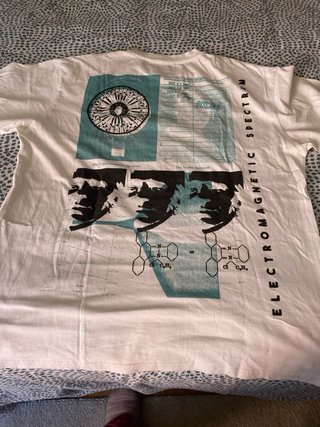Camiseta Pull&Bear Electromagnetic Spectrum