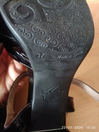 Sandalias Pitillos Tacón Negro