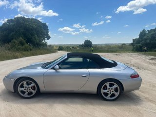 Porsche 911 Carrera Cabrio