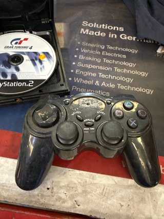 PlayStation 2 (PS2) Negra
