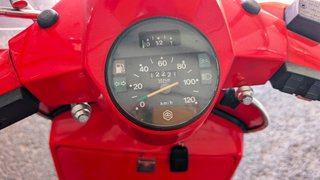 Vespa PX200 Roja