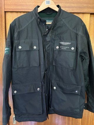 Barbour Aston Martin Chaqueta Negra