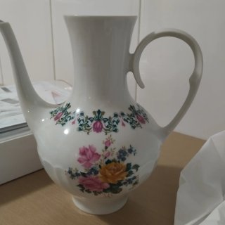 Juego de porcelana vintage floral