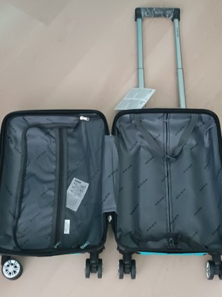 Conjunto,set,lote,juego,oferta de cuatro maletas
