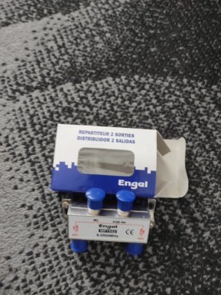 Repartidor TV Engel 2 Salidas MP7552