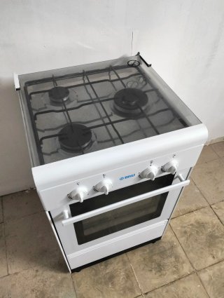 Cocina de gas natural BRU blanca