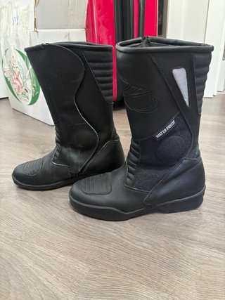 Botas de moto altas KUM