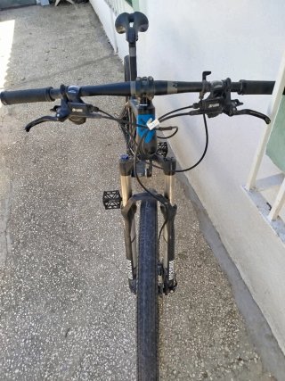 Bicicleta Montaña 29 Rock Shox, cubiertas nuevas
