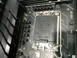 Placa ASUS TUF Gaming Z690 Plus DDR5 WIFI