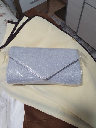 Bolso de fiesta plateado brillante