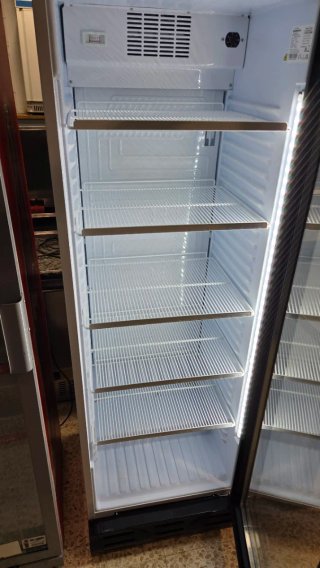 Nevera Vertical Puerta Cristal llamar 666 16 15 68