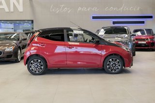 Toyota Aygo   1.0 70 xplay