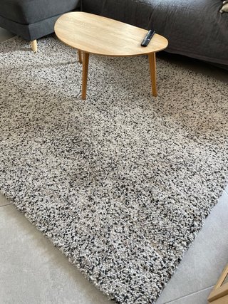 Alfombra IKEA VINDUM Pelo Largo Negra y Blanca