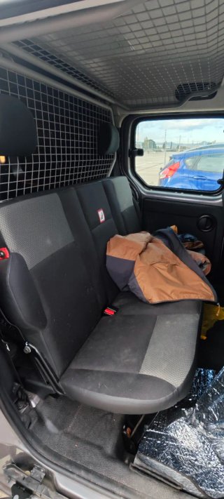 Nissan 250 2021