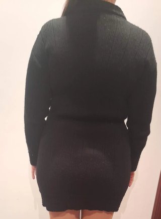 Cárdigan negro con cremallera