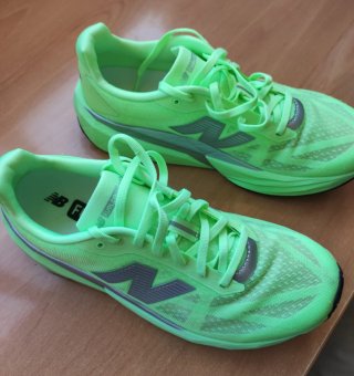 New Balance Fuellcell Rebel V5