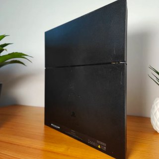 PS4 500GB + Mando