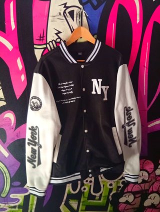 XL Lote 4 Chaquetas Estilo Varsity