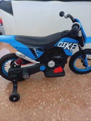 Moto a batería infantil azul