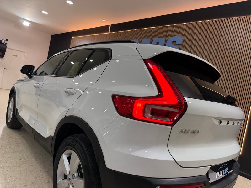 Volvo XC40 2020, foto 9