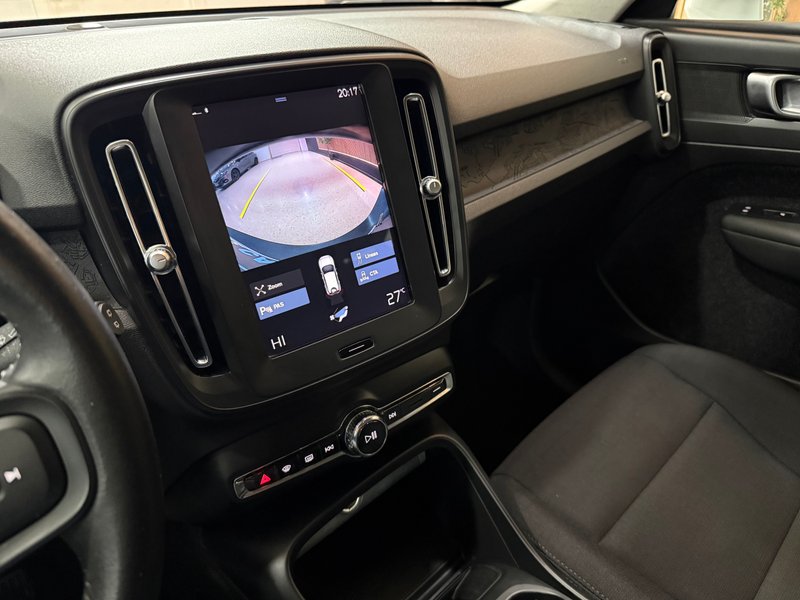 Volvo XC40 2020, foto 15