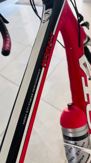 Bicicleta Kuota Roja Easton EC90 Aero