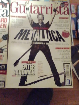 Lote + de 10 revistas de guitarras En mano
