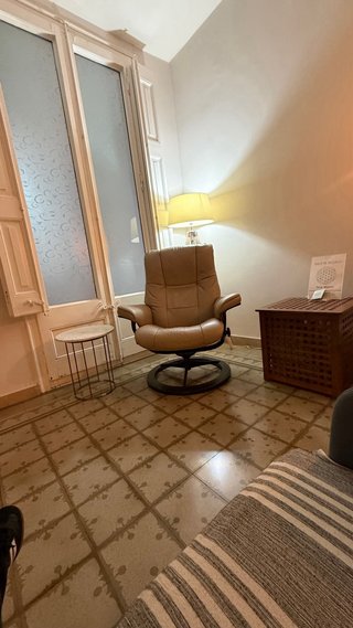 Despacho en Consell de Cent para compartir. - Imagen 4