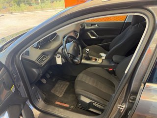 Peugeot 308 2016