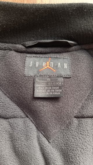 Chaqueta Jordan Negra Varsity
